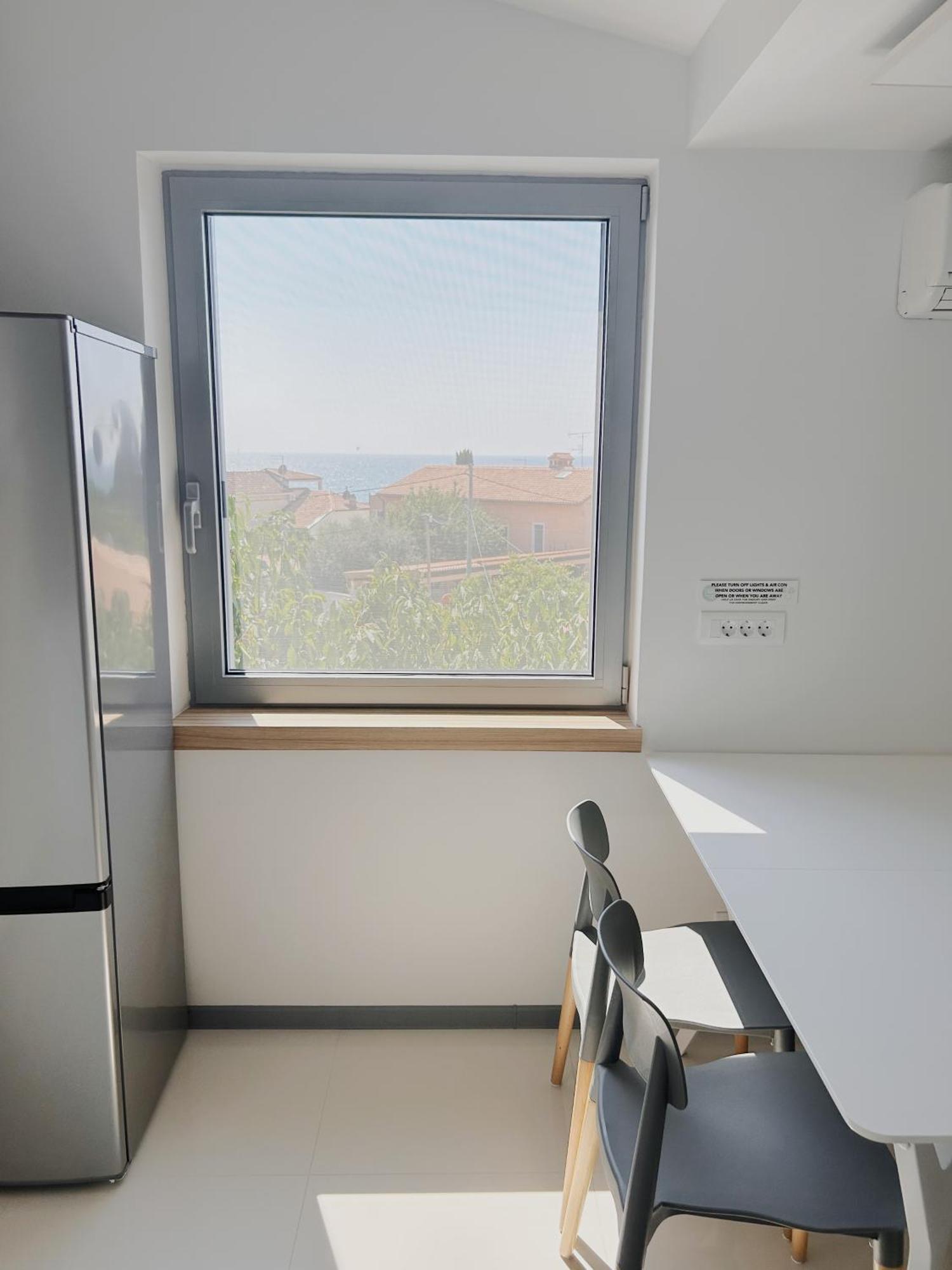Sunny House Daire Zambratija  Dış mekan fotoğraf