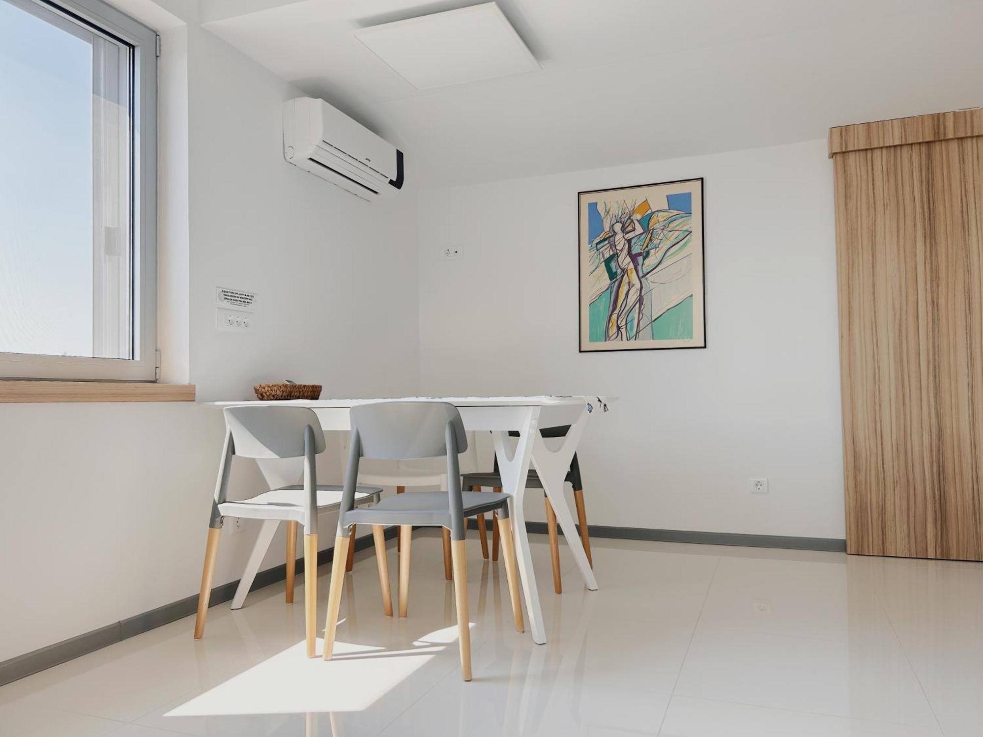 Sunny House Daire Zambratija  Dış mekan fotoğraf