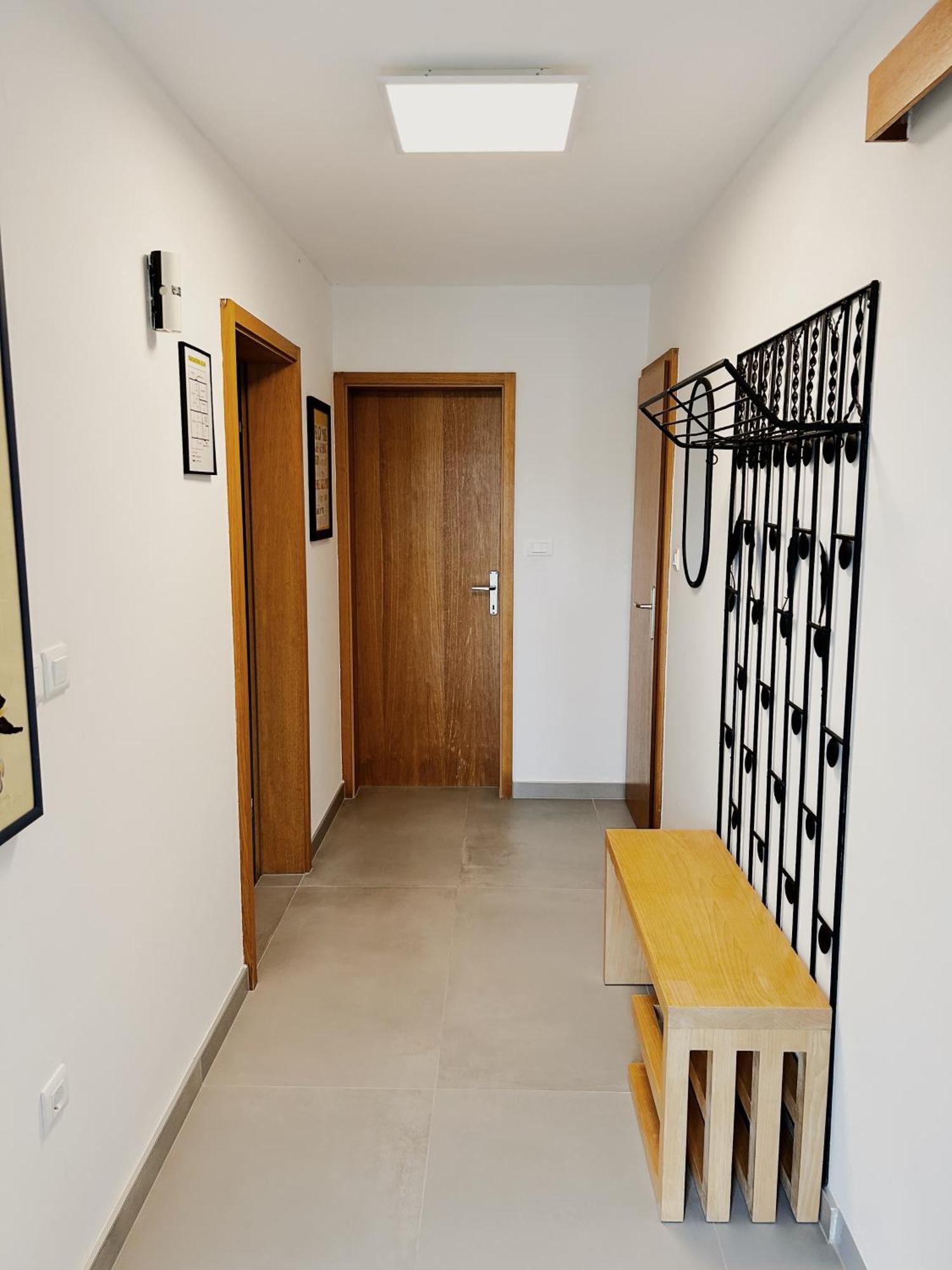 Sunny House Daire Zambratija  Dış mekan fotoğraf
