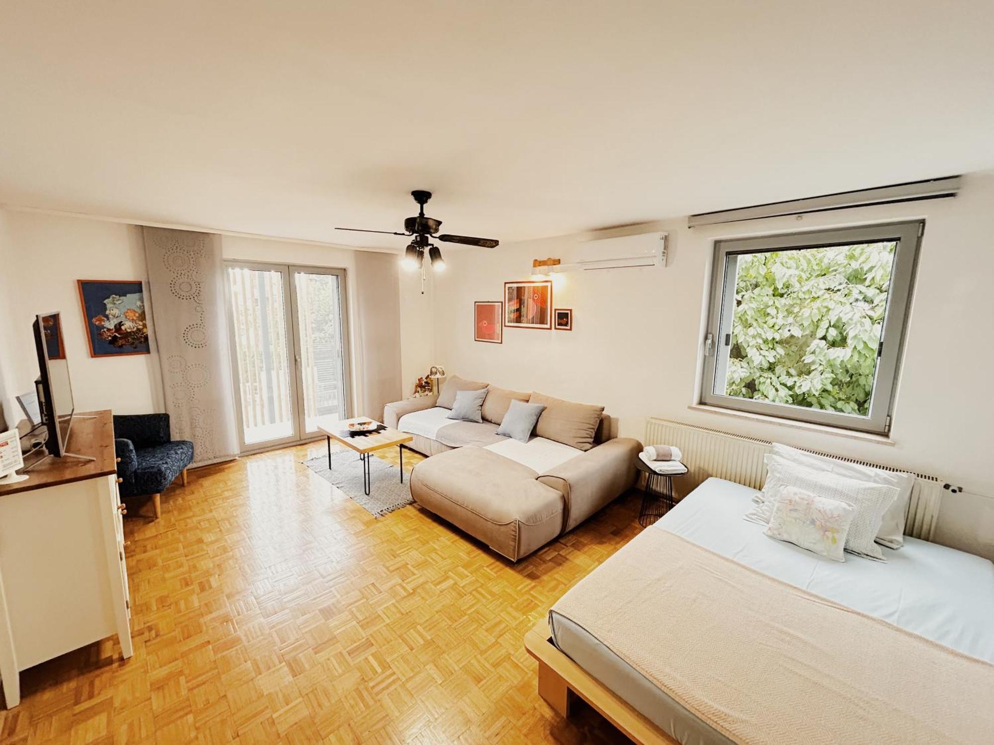 Sunny House Daire Zambratija  Dış mekan fotoğraf